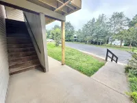 Peaceful & Convenient 2BR Near Ballantyne - Bungalows