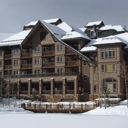 Platinum Luxury Condo
