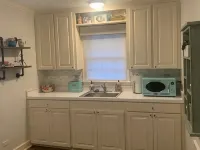 Cozy Apartment Located in Downtown Laurel Hotels in Laurel