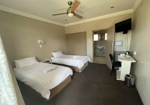 Travel Lodge