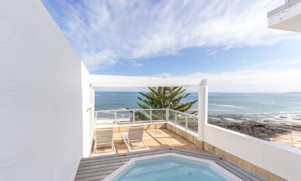 Peninsula All Suite Hotel by Dream Resorts