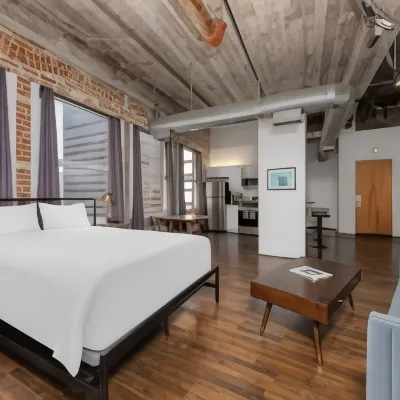The District at Hogg Palace, A Wyndham Hotel Hotels near Buffalo Bayou Park