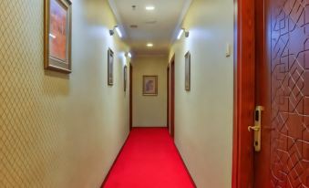 Shah Palace Luxury Museum Hotel