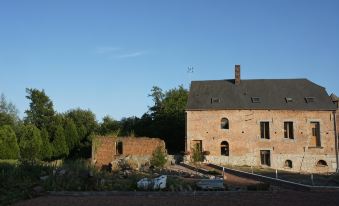 Aux Logis de la Solre