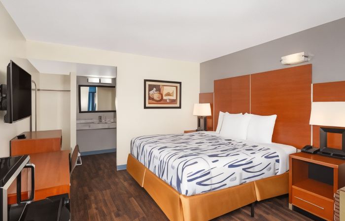 Travelodge by Wyndham Albuquerque West