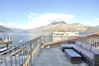 LISZT TOWER by KlabHouse-3BR Lakefront w/Terrace & AC - บูติค