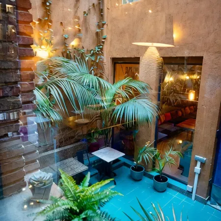 Hotel Lincoln Lounge
