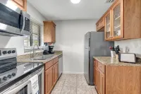 GREAT LOCATION, EAST DELRAY, back yard, pets - 2-Sterne