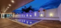 King Royal Hotel - Bãi đậu xe
