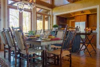 Gated Luxury Lodge - Hot Tub, Mountain Views, Stunning Gardens, Secluded - Balkon