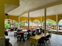 Hotel Hacienda Huasteca - Pools