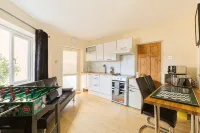 Umbrella Properties Apartment Birmingham - Condos
