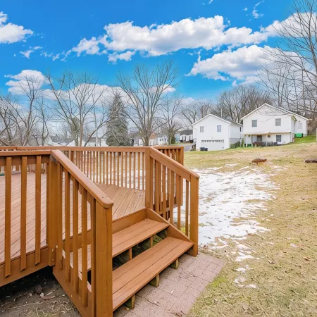 Comfort Awaits at Cozy Get Away - Dog Friendly - 3BD / 2BA + Living Spaces Отели в г. Акрон