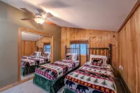 White Mountains-10 Min to Loon-Hottub-Dog Friendly - 民泊
