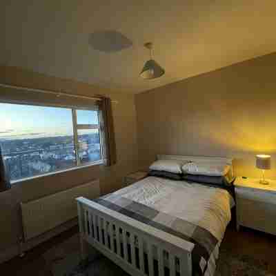 Peaceful oasis in the heart of New Ross town! Rooms