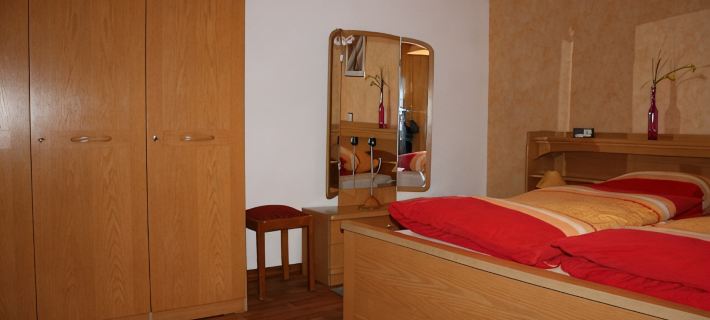 Stay 14 days - pay 13 days! vacation apartment in a small adventure village in the Sauerland Hotele w: Medebach