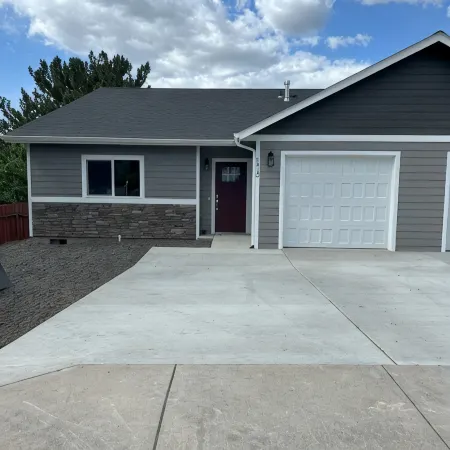 Brand New Luxury Townhouse Getaway in Lewiston, Idaho!