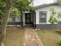 The Biggest Short-Term Rental Close to Tarleton University! 2 King Beds!