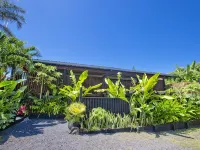 Nevaeh Holiday Home + Pool + Unlimited Internet Hotels in Avarua