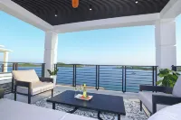 Luxury Villa in Cabrita Point- Sky View Villa with Pickleball & Basketball Court - 3-Star
