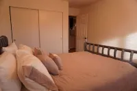 Spacious one bedroom apt in the heart of wine country - Wifi