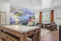 NEW Gorgeous 4bd near universities Hot tub + Games - Bungalows