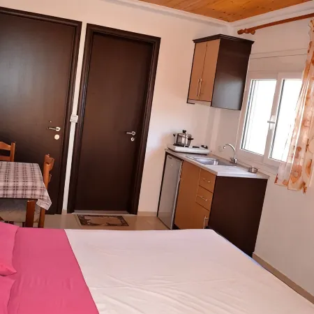 Ksamil Apartments