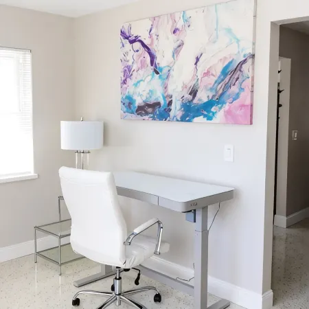 NEW! The Seafoam Bungalow - close to beaches!