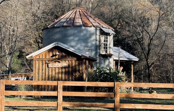 The Lodge Grain Bin at Goose Creek Farm in Cornersville TN