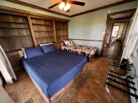 The Grassy Ridge House. Only 5 min from Rocker B Baseball Ranch! Sleeps up to 18 - Homestays