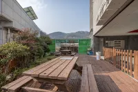 Geojedo Beach Mongdol House Pension - ติดทะเล