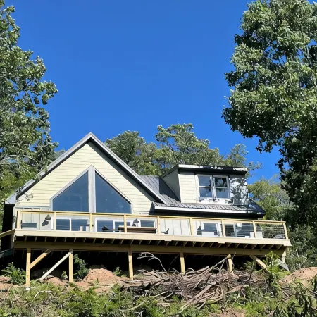 Wow! Look @ That View! Sleeps 7, cabin with AC, Wifi, lots of games.