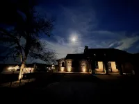Vineyard Villa - 4-Star