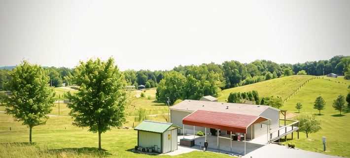 Cozy Ranch Home 1 Mile from CUMBERLAND POINT Boat Ramp. Owner Managed Property. Hotels in Wayne County