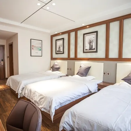 Haitang Hotel (Heihe Railway Street Shop)