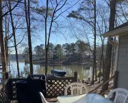 Private Lakefront Oconee Cottage! Great View & Location! Peaceful retreat. - 3-Star