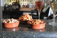 The Pinewood Hotel - Baarit