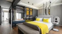 COLORS Hotel Athens - Balkon