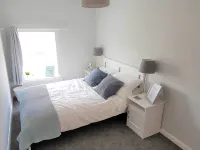 Lovely 3 Bedroom Cottage w/Garden, Thornton. Family&Bike Friendly. Parking Space - 4-Sterne