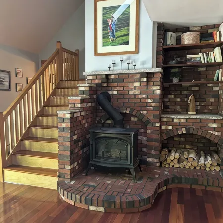 Charming 3 Bedroom Home, Centrally Located In The Heart Of Acadia National Park.