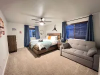 Spacious 6 Bd Home -Old Town: Breweries + Trails! - 3-Sterne