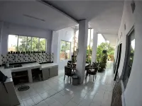OYO 95309 Ijen Homestay - 3-Star