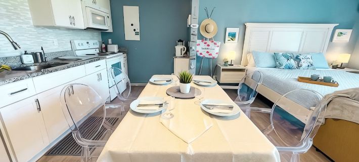 NEW Stunning Ground Floor Beachfront Studio in Coral Beach,  Grand Bahamas Hôtels à&nbsp;: Freeport