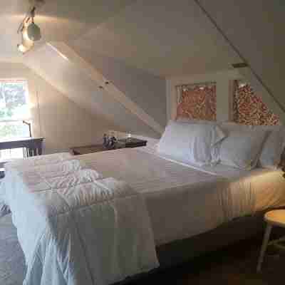 Ocean Views Mendocino Beach House Path directly to the Beach! Rooms