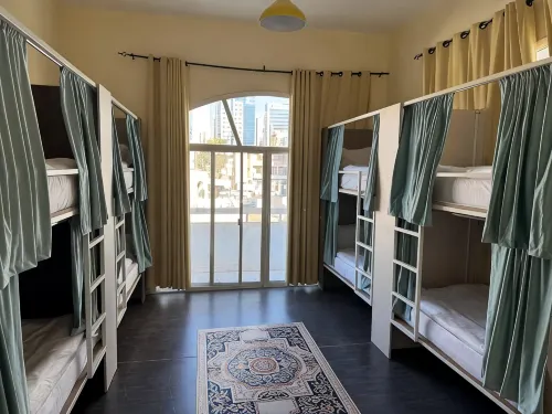 Lunar Beach Hostel - Hostels