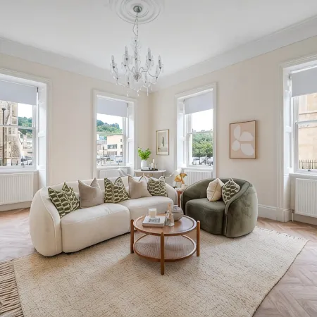 Stylish City-Centre Flat with Double Bed - VAT Q