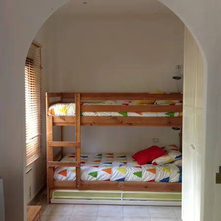House and garden terraces, fabulous sea and mountain views. Betlem