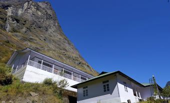 Summit Alpine Resort