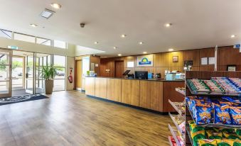 Days Inn by Wyndham Peterborough