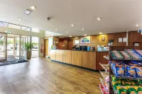 Days Inn by Wyndham Peterborough Các khách sạn ở Orton Waterville